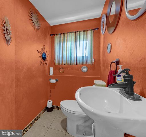 229 GREENE RD, Warminster, PA 18974