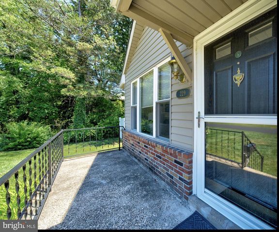 229 GREENE RD, Warminster, PA 18974