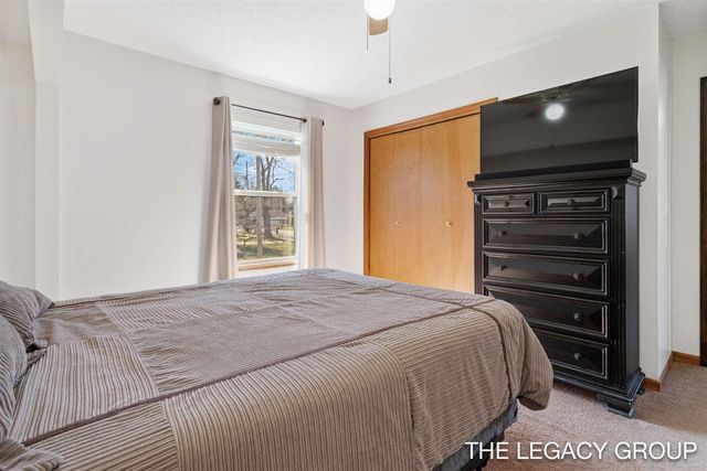 651 S 160th Avenue, Holland, MI 49423