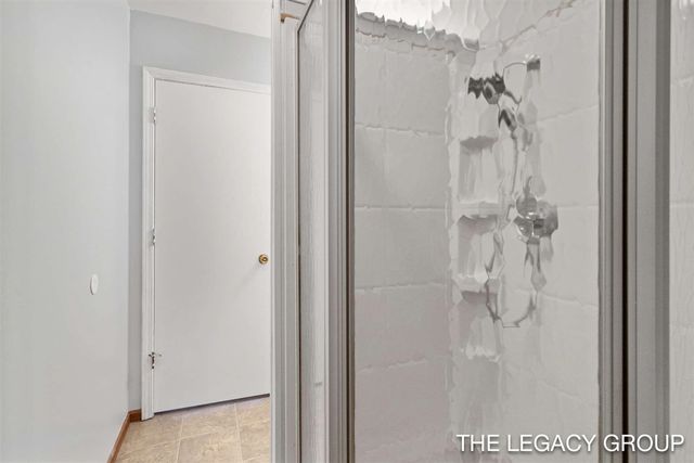 651 S 160th Avenue, Holland, MI 49423