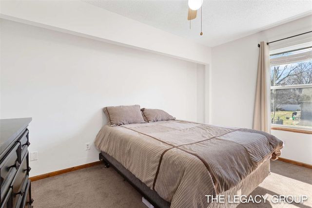 651 S 160th Avenue, Holland, MI 49423