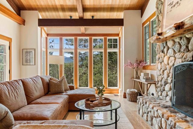 62 E Carmel Valley Road A, Carmel Valley, CA 93924