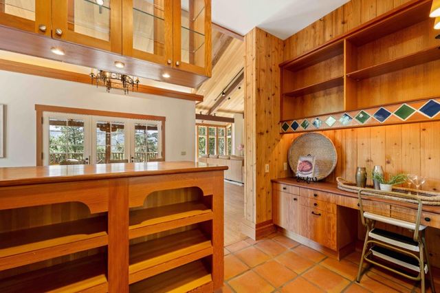 62 E Carmel Valley Road A, Carmel Valley, CA 93924