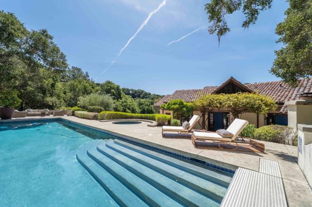 62 E Carmel Valley Road A, Carmel Valley, CA 93924