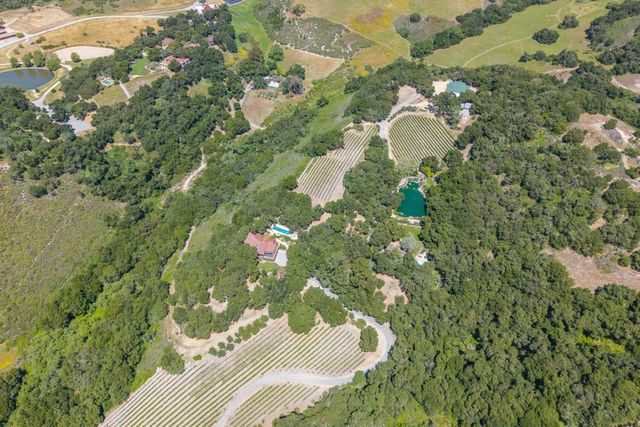 62 E Carmel Valley Road A, Carmel Valley, CA 93924