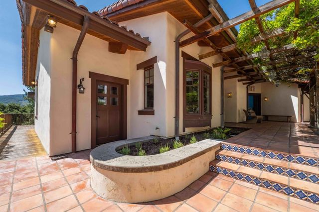 62 E Carmel Valley Road A, Carmel Valley, CA 93924