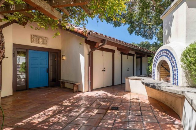 62 E Carmel Valley Road A, Carmel Valley, CA 93924