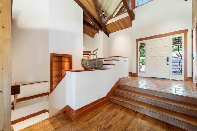 62 E Carmel Valley Road A, Carmel Valley, CA 93924