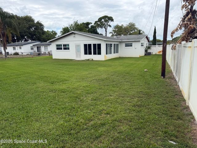 979 Kings Post Road, Rockledge, FL 32955
