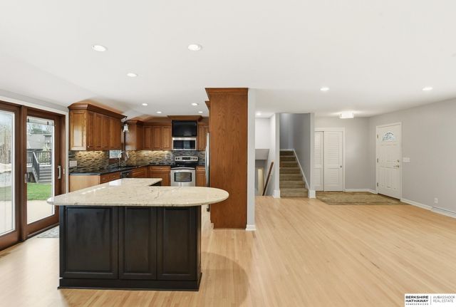 21708 Leavenworth Street, Omaha, NE 68022