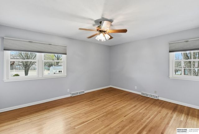 21708 Leavenworth Street, Omaha, NE 68022