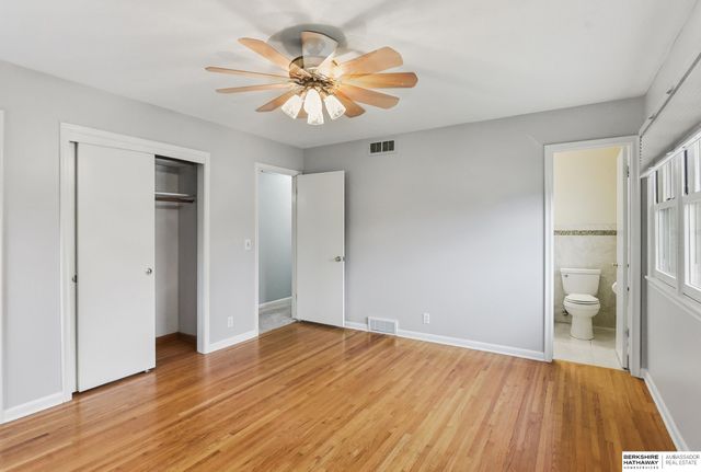 21708 Leavenworth Street, Omaha, NE 68022