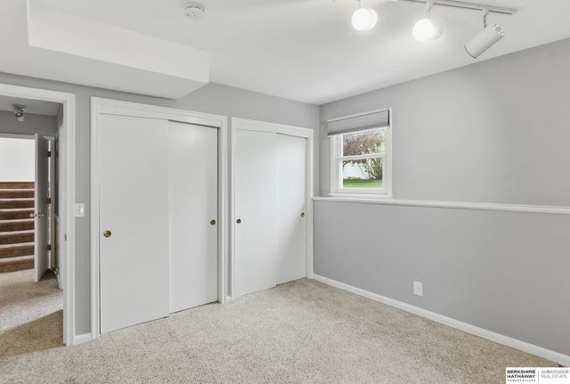 21708 Leavenworth Street, Omaha, NE 68022