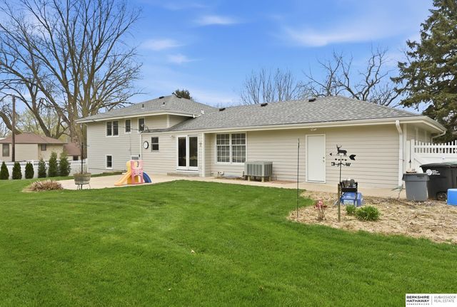 21708 Leavenworth Street, Omaha, NE 68022