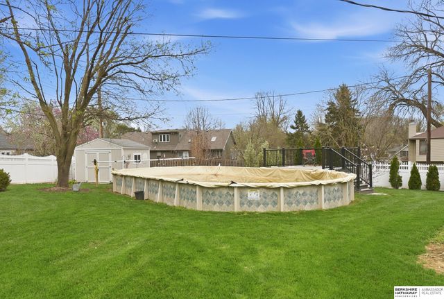 21708 Leavenworth Street, Omaha, NE 68022