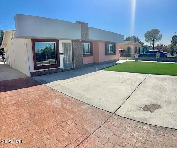 652 DOLAN Street, El Paso, TX 79905