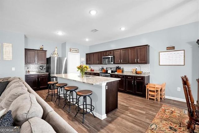 70 Seattle Slew Way, Cartersville, GA 30120