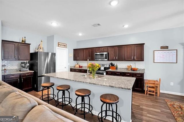 70 Seattle Slew Way, Cartersville, GA 30120