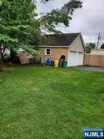 24 Washington Place 2, Teaneck, NJ 07666