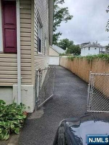 24 Washington Place 2, Teaneck, NJ 07666