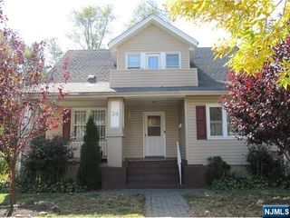 24 Washington Place 2, Teaneck, NJ 07666