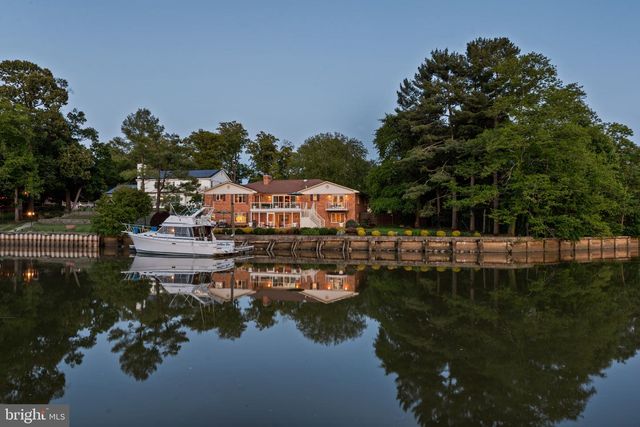 12313 HARBOUR CIR, Fort Washington, MD 20744