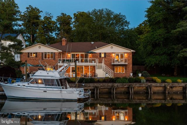 12313 HARBOUR CIR, Fort Washington, MD 20744