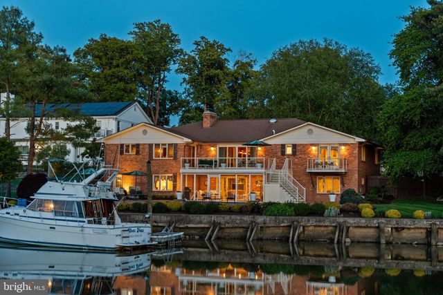 12313 HARBOUR CIR, Fort Washington, MD 20744