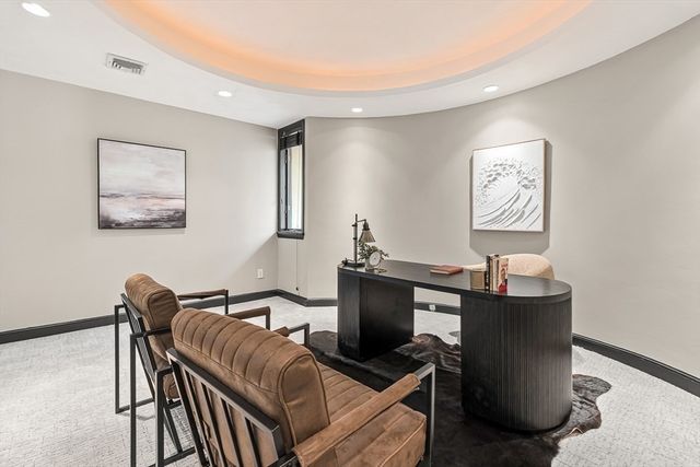 71 Farina Rd, Newton, MA 02459