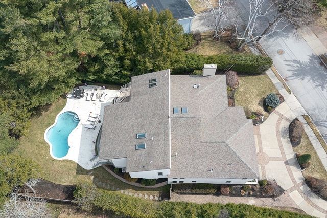 71 Farina Rd, Newton, MA 02459