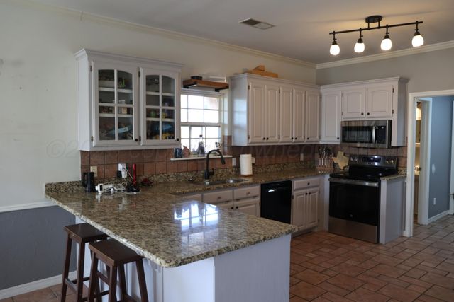 8917 DOVE Road, Canyon, TX 79015