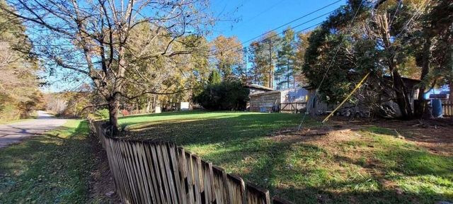 11 Cedar Hill Road, Grandview, TN 37337