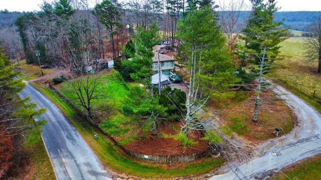11 Cedar Hill Road, Grandview, TN 37337