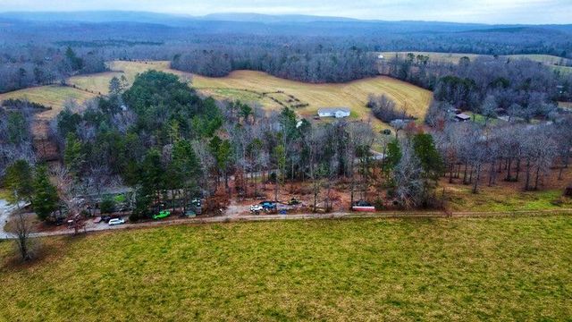 11 Cedar Hill Road, Grandview, TN 37337