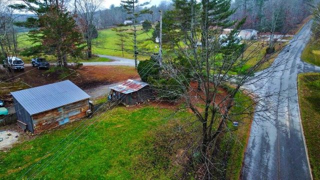 11 Cedar Hill Road, Grandview, TN 37337