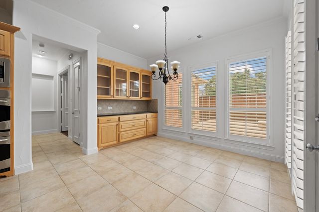 1216 Morgan Lefay Lane, Lewisville, TX 75056