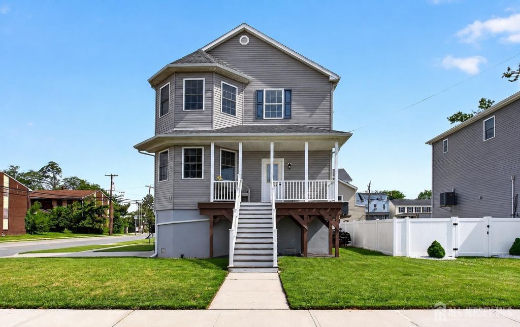120 S Rosewell Street, South Amboy, NJ 08879