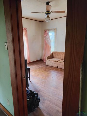 51 Conner St., Avinger, TX 75630