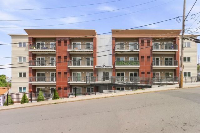 10 Franklin St 203, Revere, MA 02151