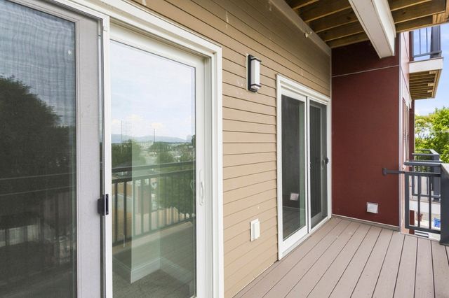10 Franklin St 203, Revere, MA 02151