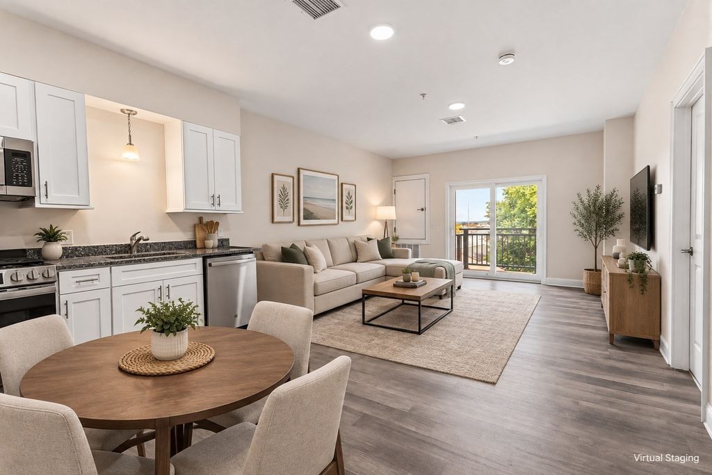 10 Franklin St 203, Revere, MA 02151
