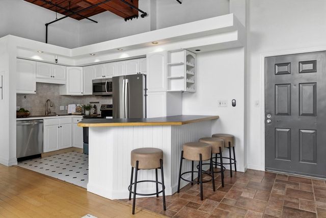 320 W. 2nd Street 412, Boston, MA 02127