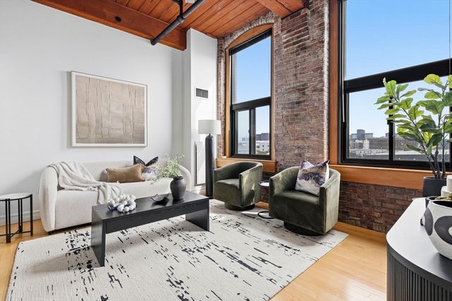 320 W. 2nd Street 412, Boston, MA 02127