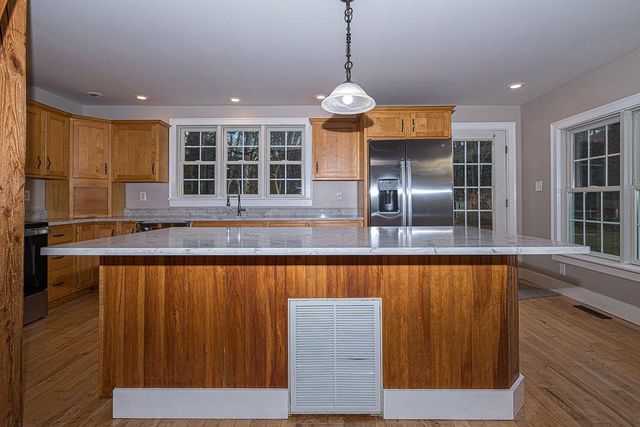 17 Waumbeck Road, Wolfeboro, NH 03894