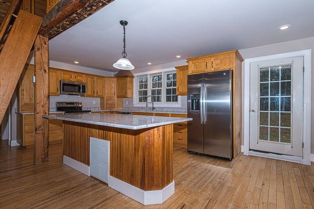 17 Waumbeck Road, Wolfeboro, NH 03894