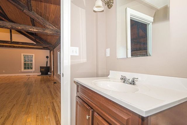 17 Waumbeck Road, Wolfeboro, NH 03894