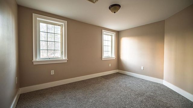 17 Waumbeck Road, Wolfeboro, NH 03894