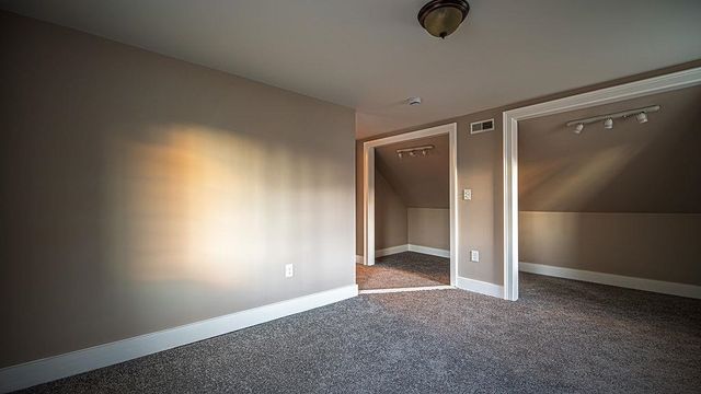 17 Waumbeck Road, Wolfeboro, NH 03894