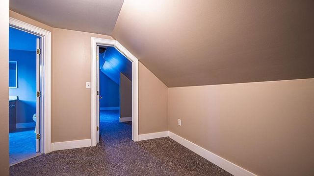 17 Waumbeck Road, Wolfeboro, NH 03894