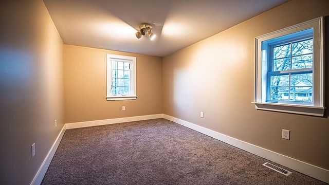 17 Waumbeck Road, Wolfeboro, NH 03894